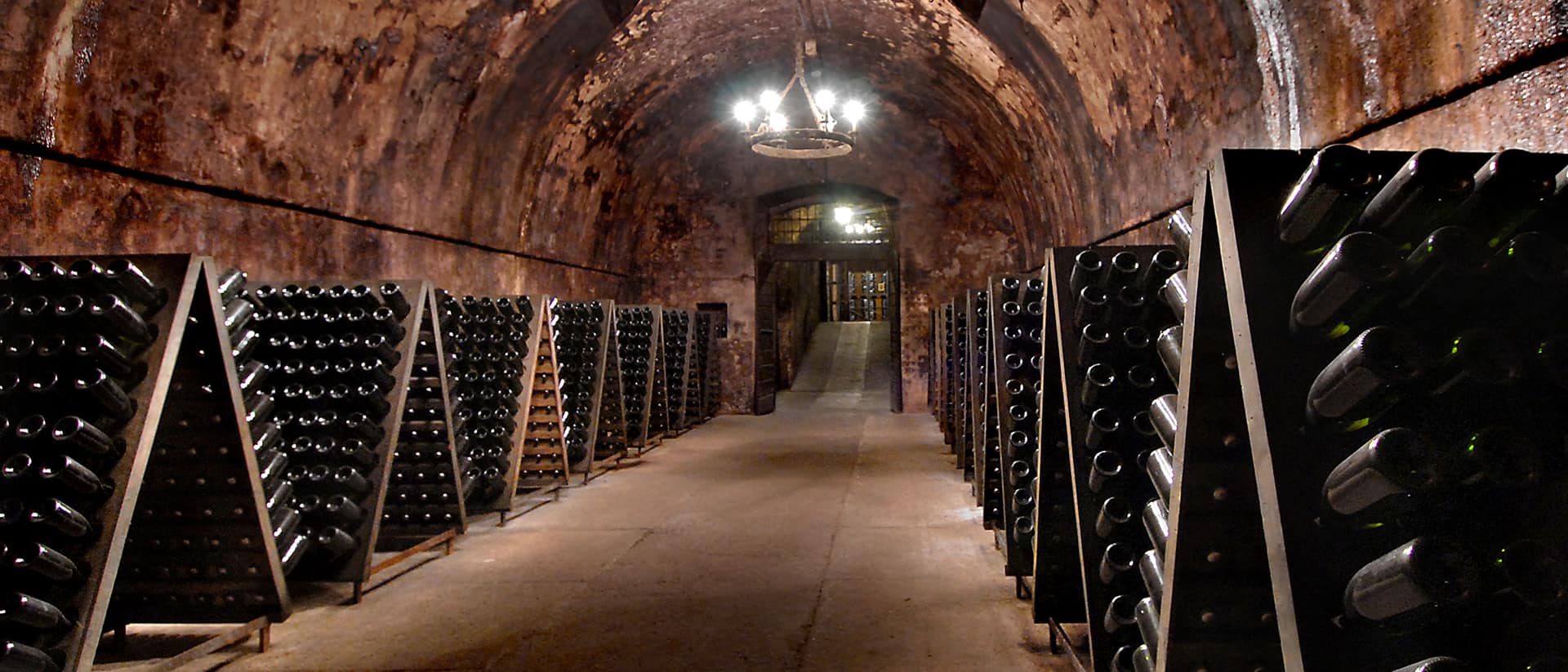 Cantina e affinamento Metodo Classico